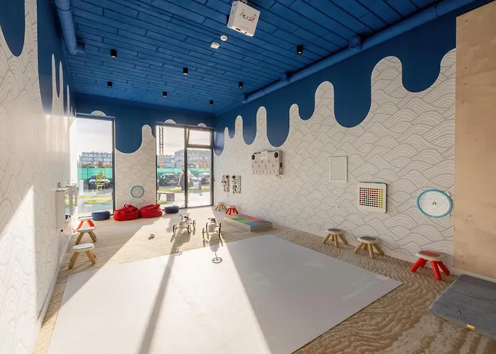 Family Apartment With Gym And Swimming Pool By Renters Prestige